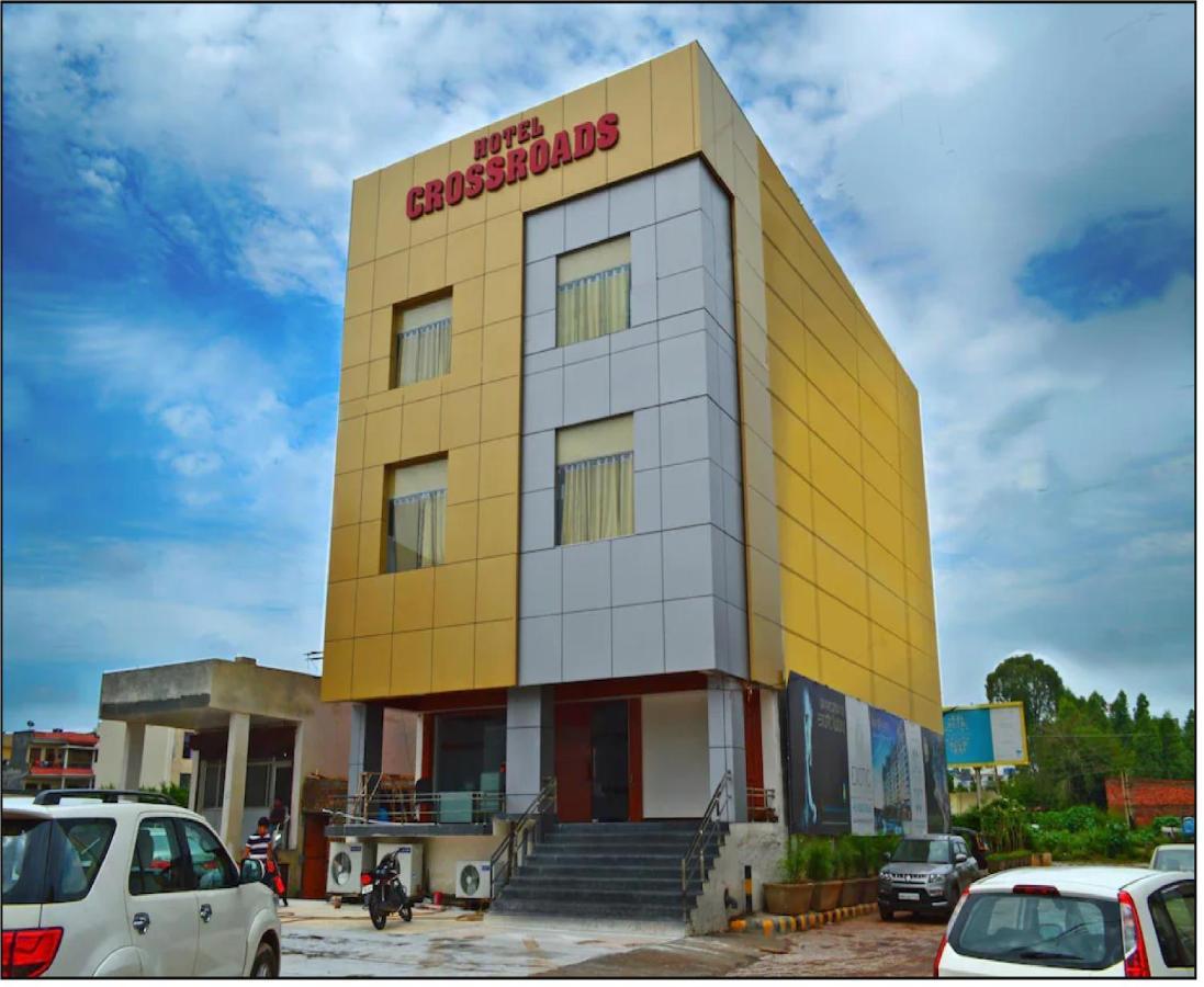Hotel Cross Road By Wb Inn Ουνάο Εξωτερικό φωτογραφία