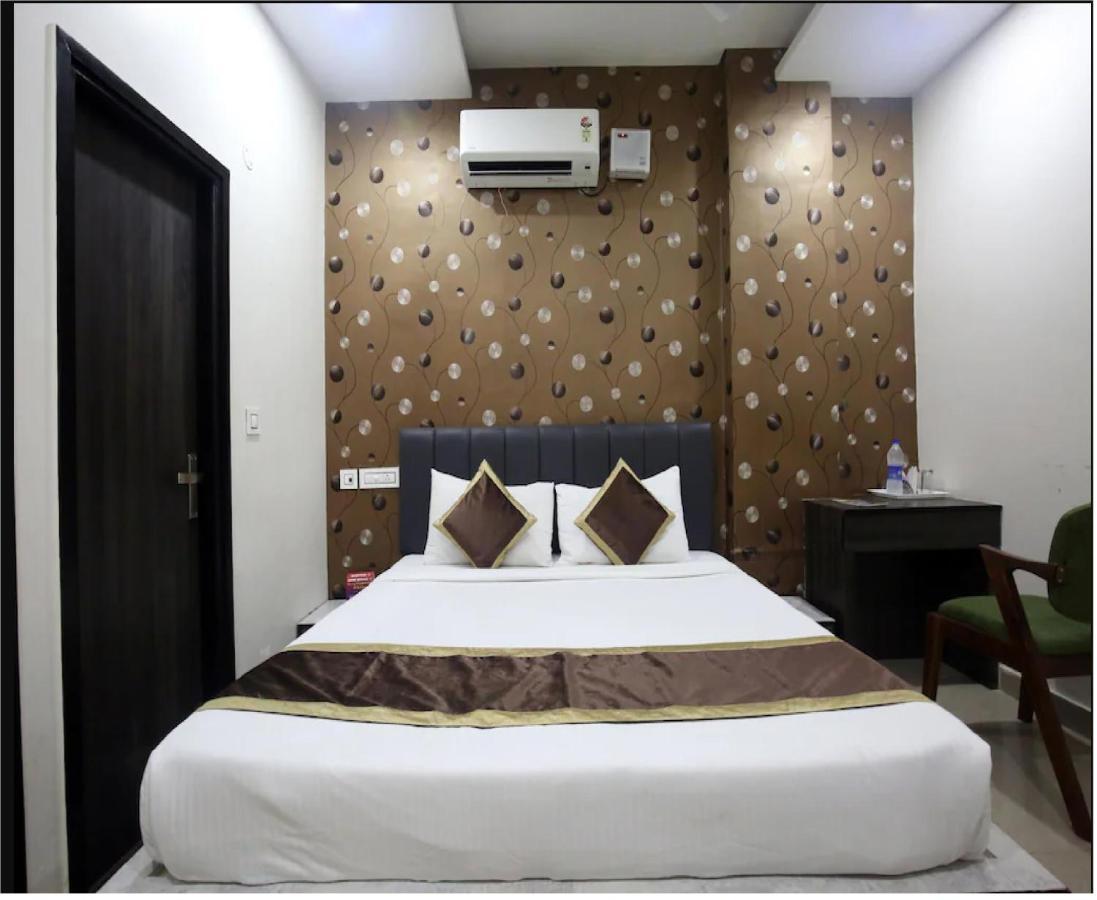 Hotel Cross Road By Wb Inn Ουνάο Εξωτερικό φωτογραφία