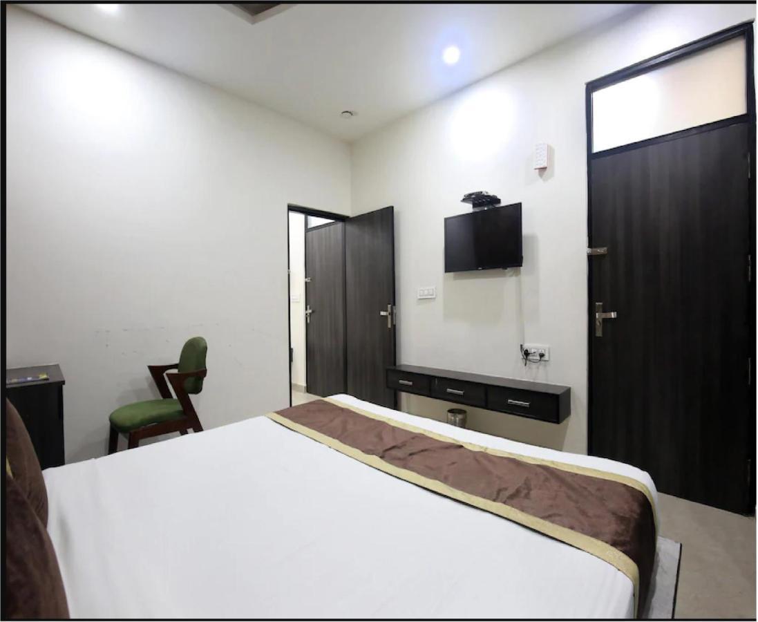 Hotel Cross Road By Wb Inn Ουνάο Εξωτερικό φωτογραφία