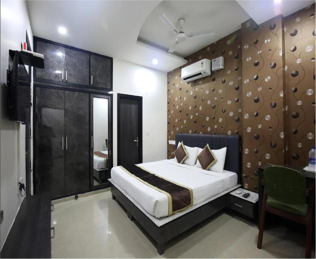Hotel Cross Road By Wb Inn Ουνάο Εξωτερικό φωτογραφία